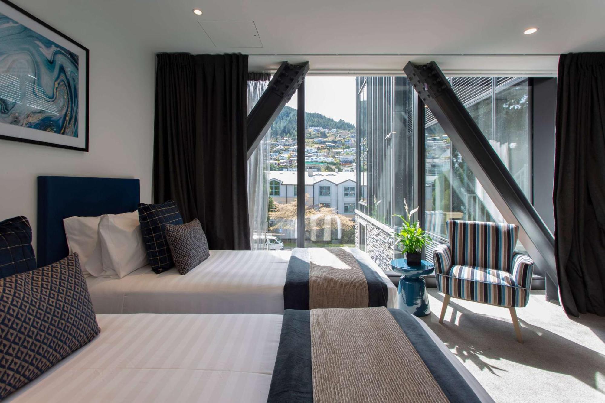 Ramada By Wyndham Queenstown Central Ngoại thất bức ảnh